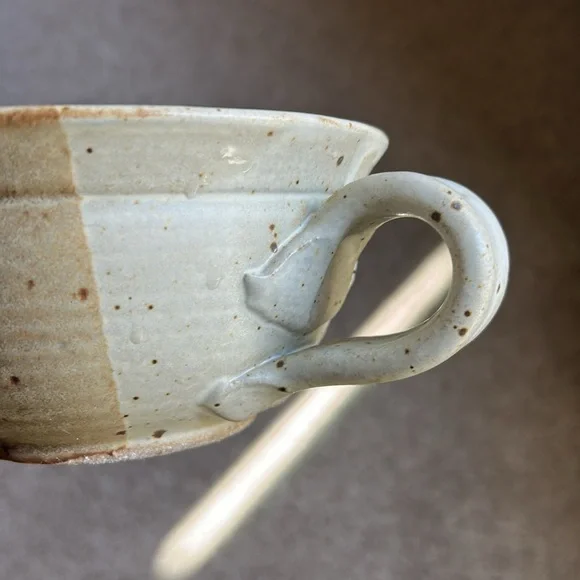 Hanselmann Ceramic Pouring Bowl - Blue and Tan